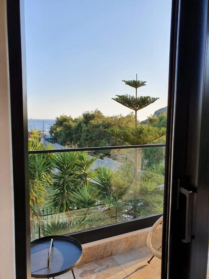Vila Natali Himare Exteriör bild