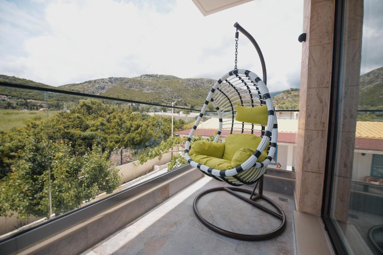 Vila Natali Himare Exteriör bild